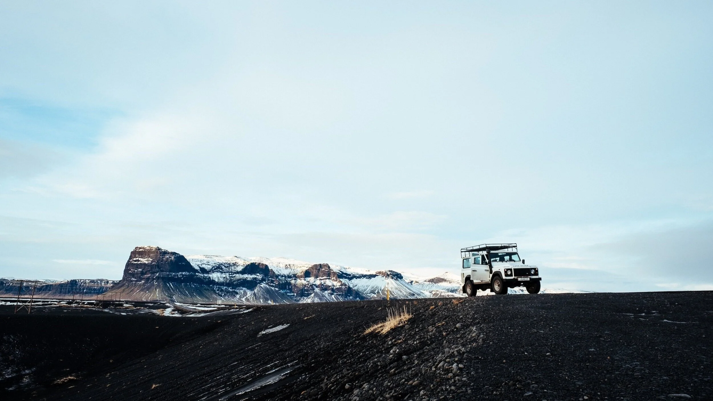 Destination travel videographer for tourism and wedding/elopement work in Iceland